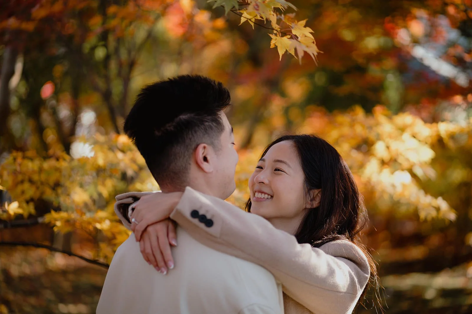 Proposal photoshoot at Lake Kawaguchiko — autumn