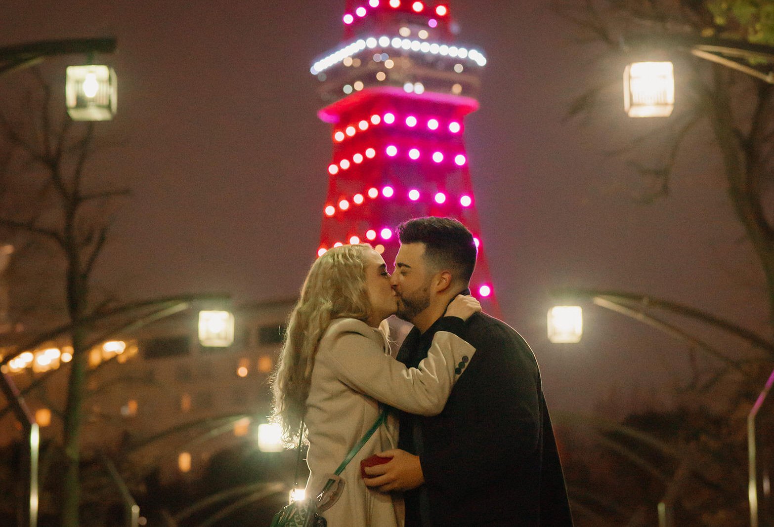 Proposal photoshoot at Tokyo Tower — night