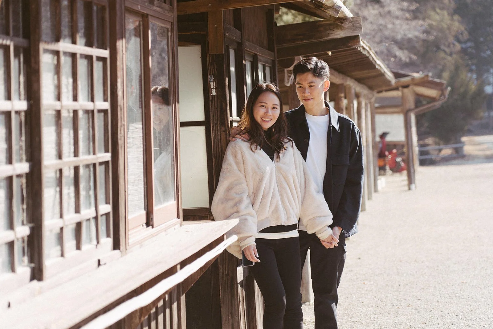 Proposal photoshoot at Hida no Sato — snowy