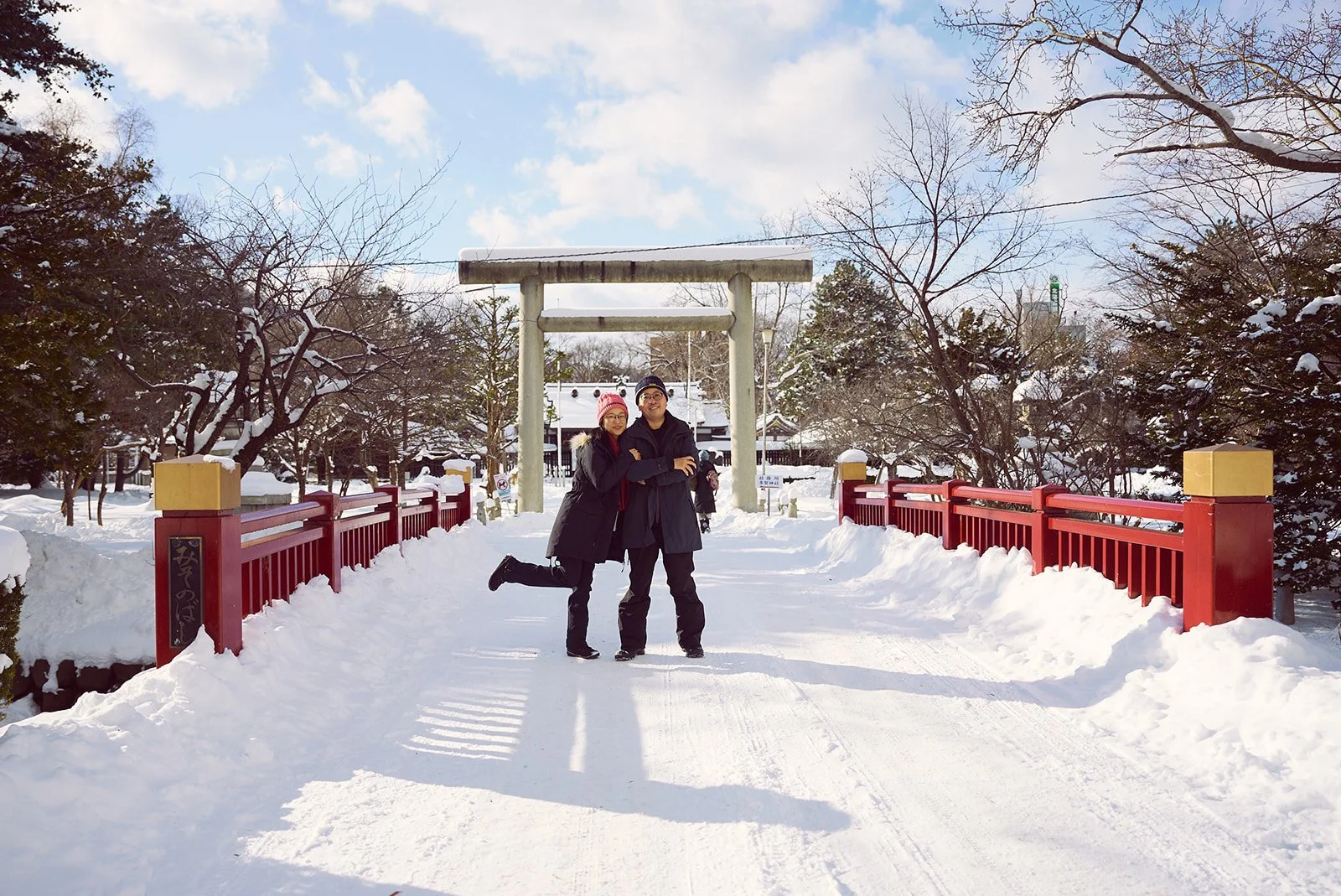 couples photoshoot sapporo snow