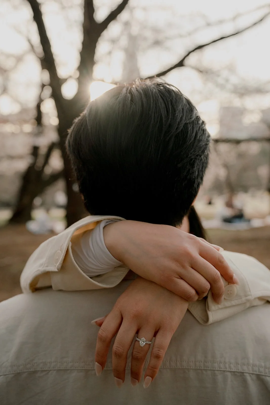 couples photoshoot shinjuku gyoen cherry blossom