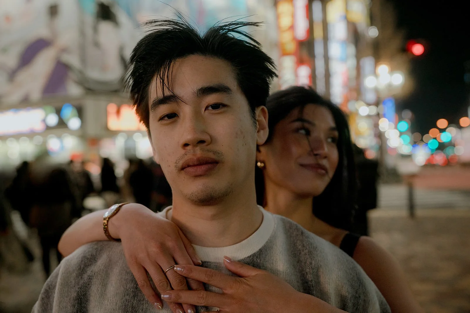 couples photoshoot shinjuku night