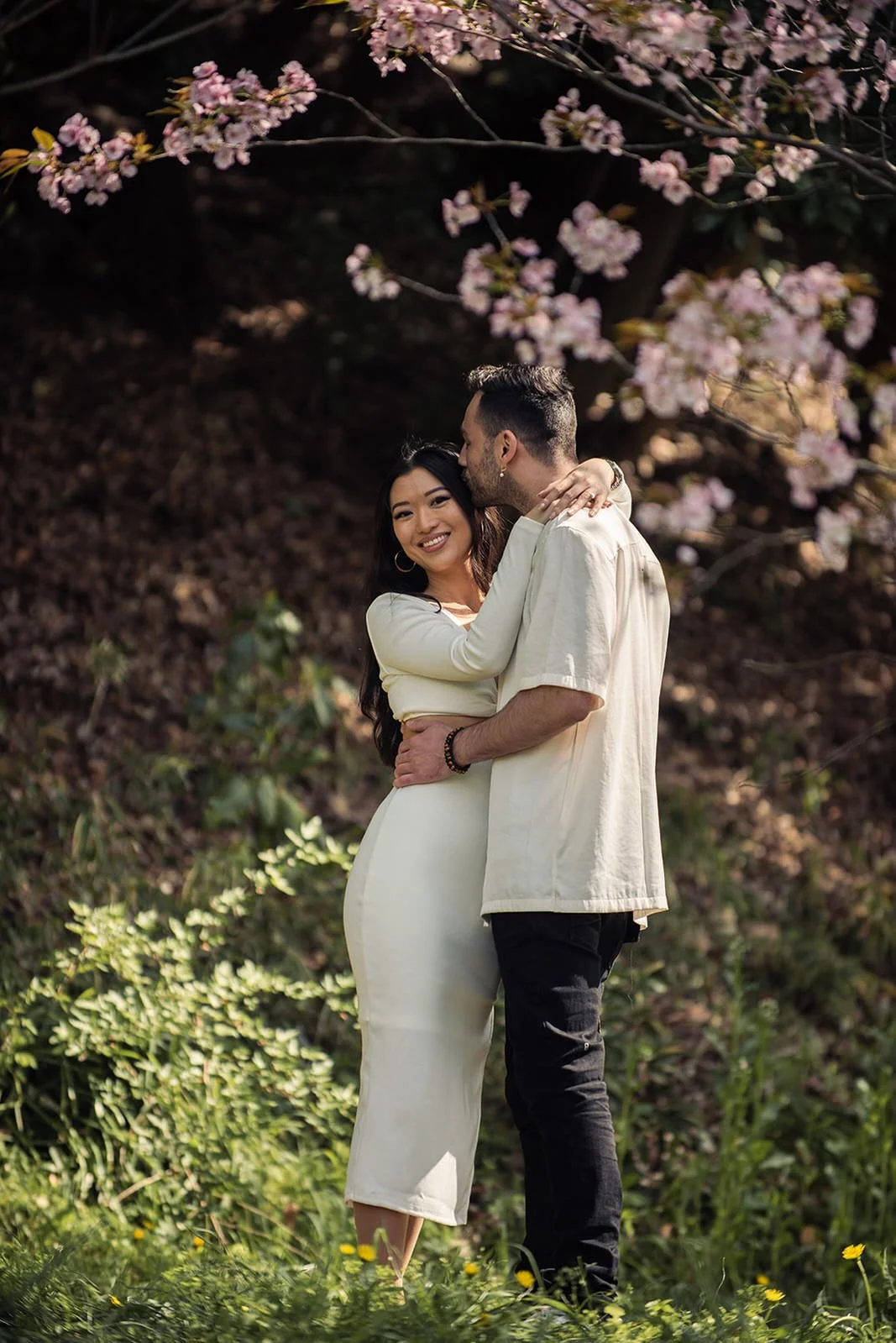 couples photoshoot tokyo cherry blossom