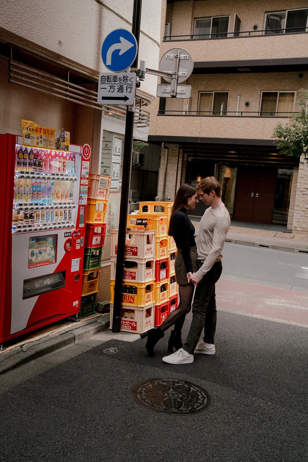 couples photoshoot tokyo jinbocho