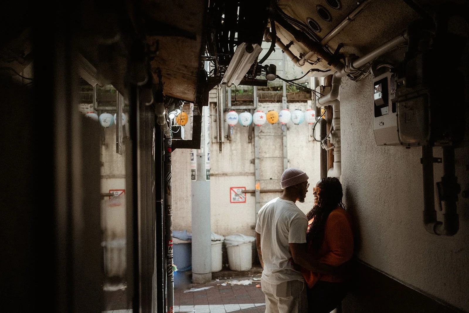 couples photoshoot tokyo shinjuku