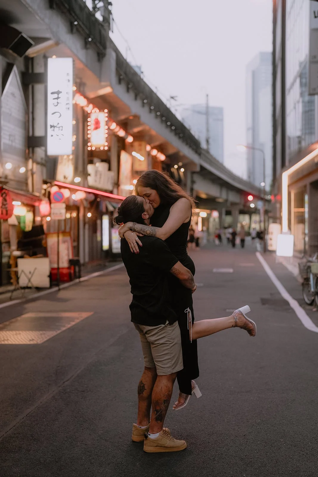 couples photoshoot tokyo yurakucho