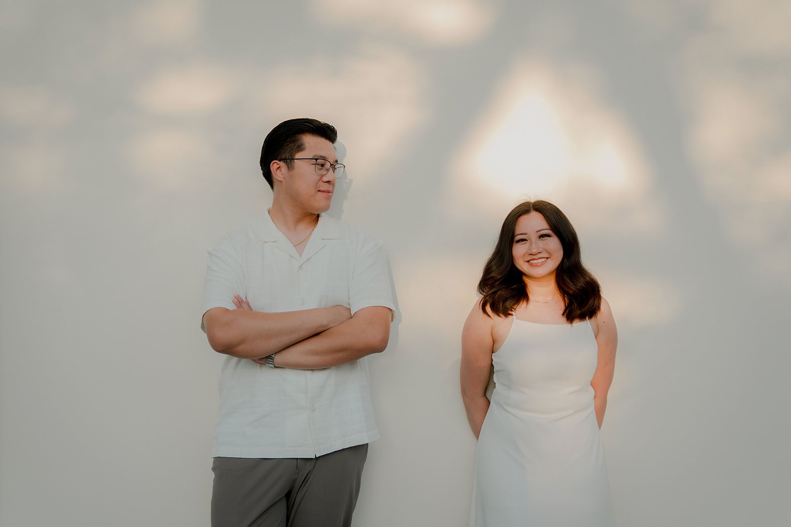 Couples photoshoot at Zojo-ji temple with Tokyo Tower, summer afternoon