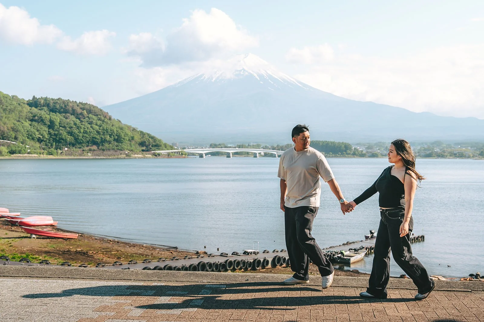 family photoshoot kawaguchiko fuji spring