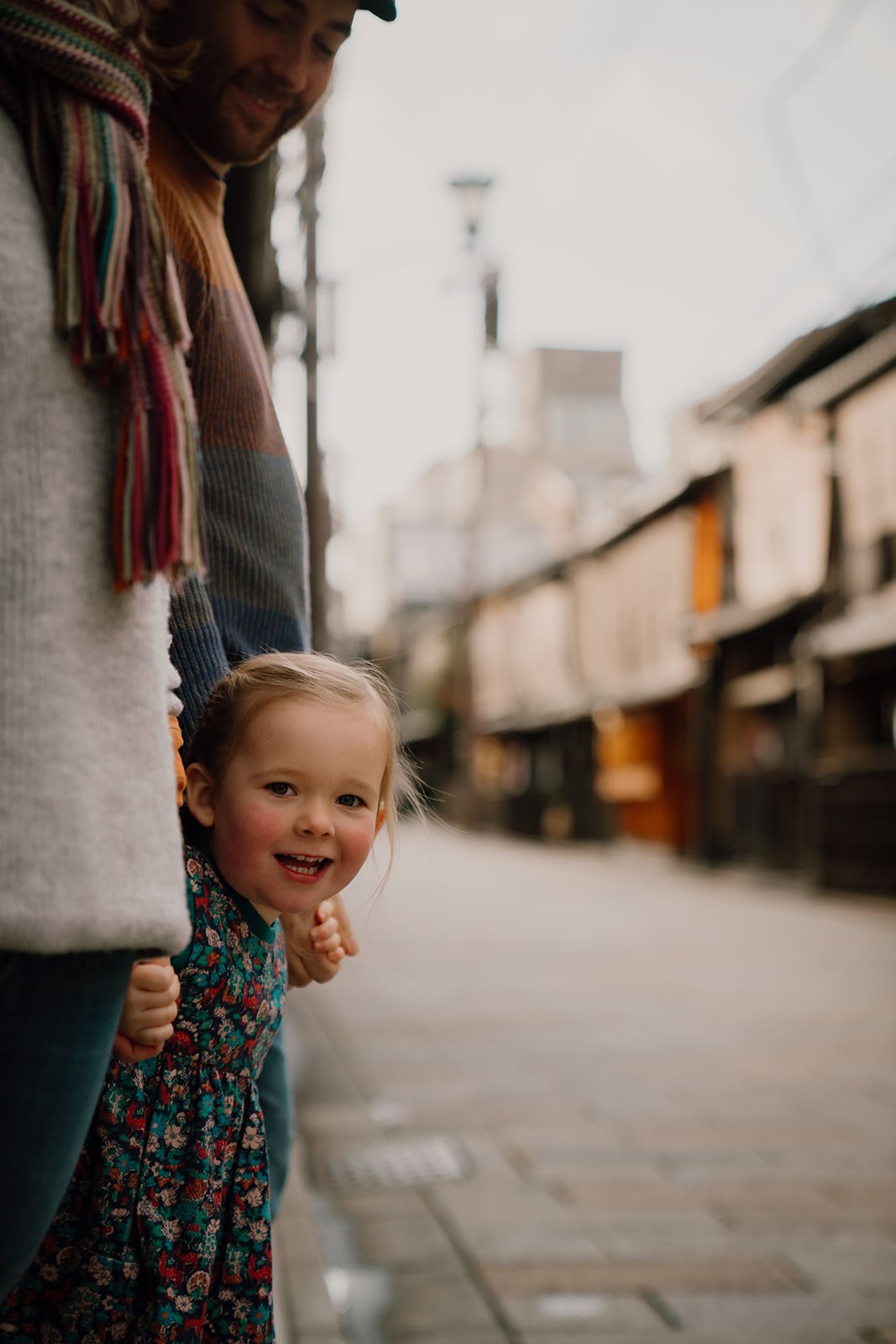 family photoshoot kyoto gion shirakawa sunset