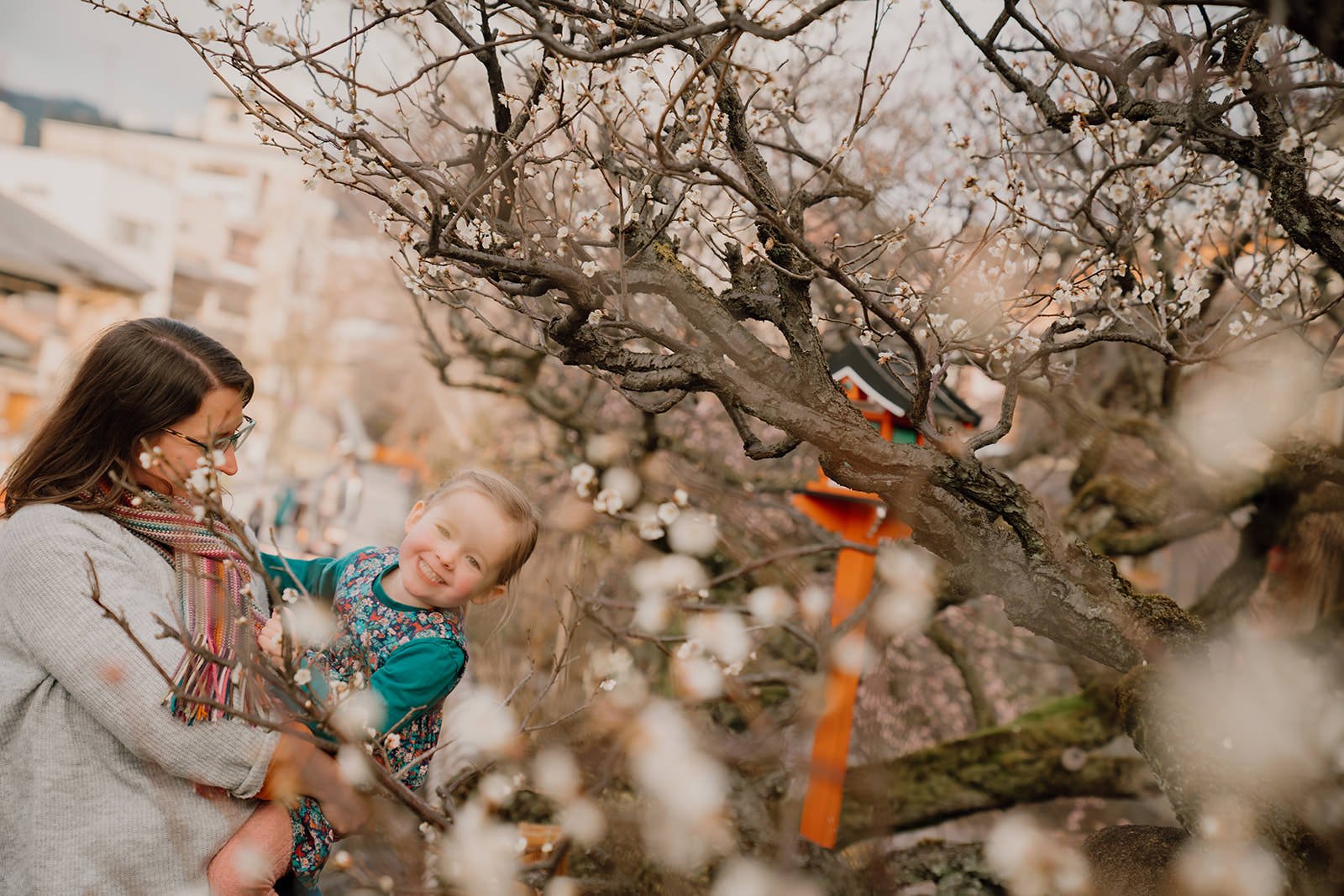 family photoshoot kyoto gion shirakawa sunset
