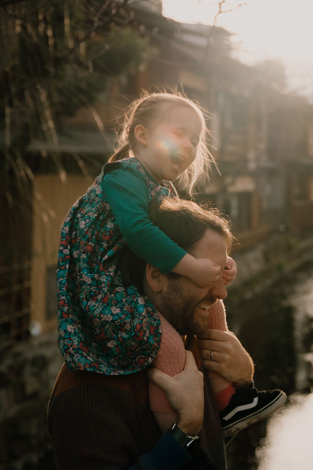 family photoshoot kyoto gion shirakawa sunset