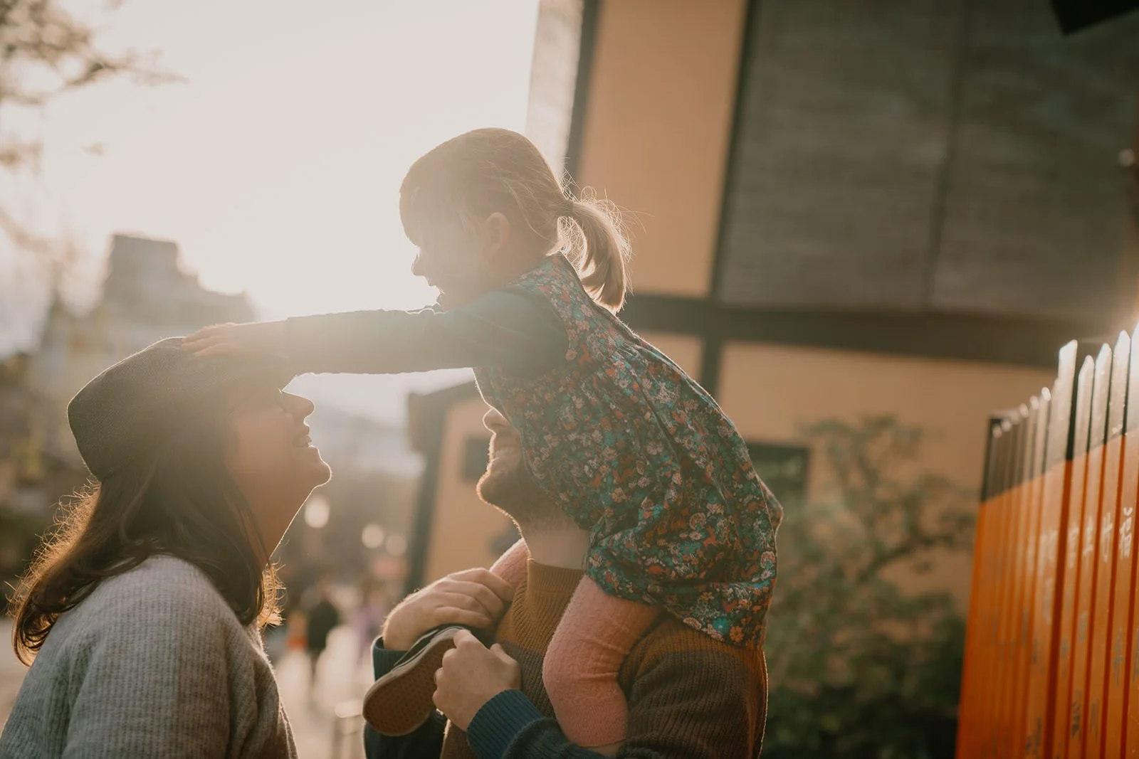 family photoshoot kyoto gion shirakawa sunset