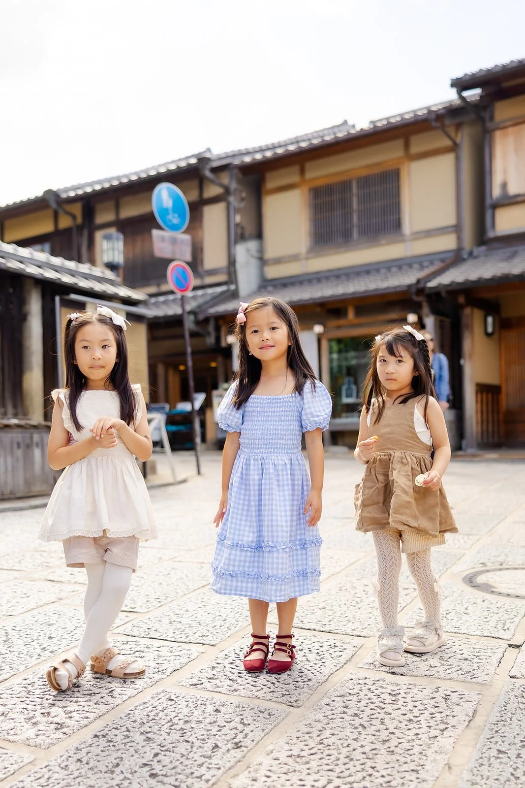 family photoshoot kyoto ninnenzaka