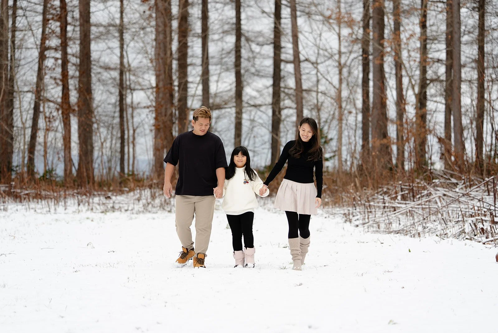 family photoshoot sapporo snow