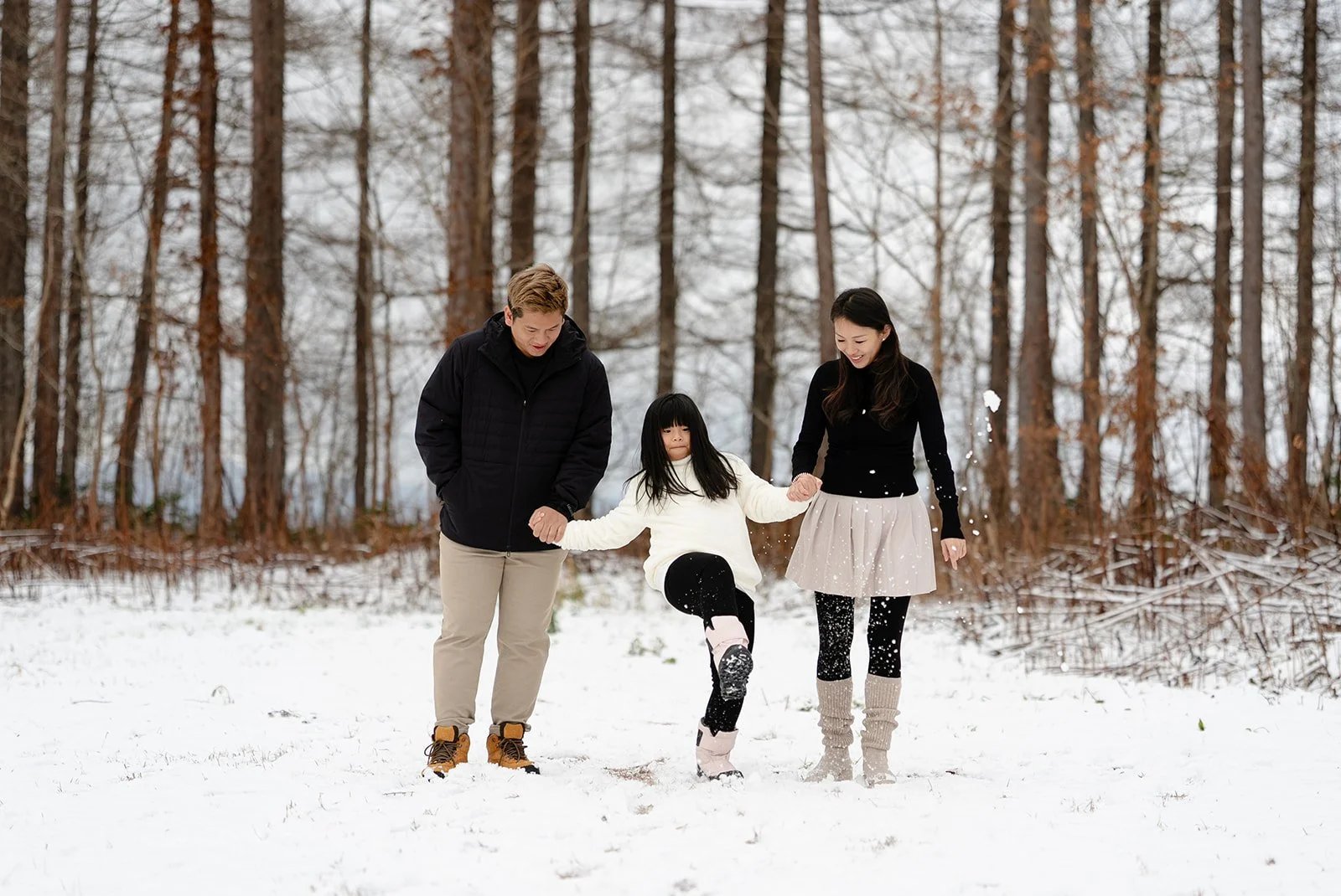 family photoshoot sapporo snow