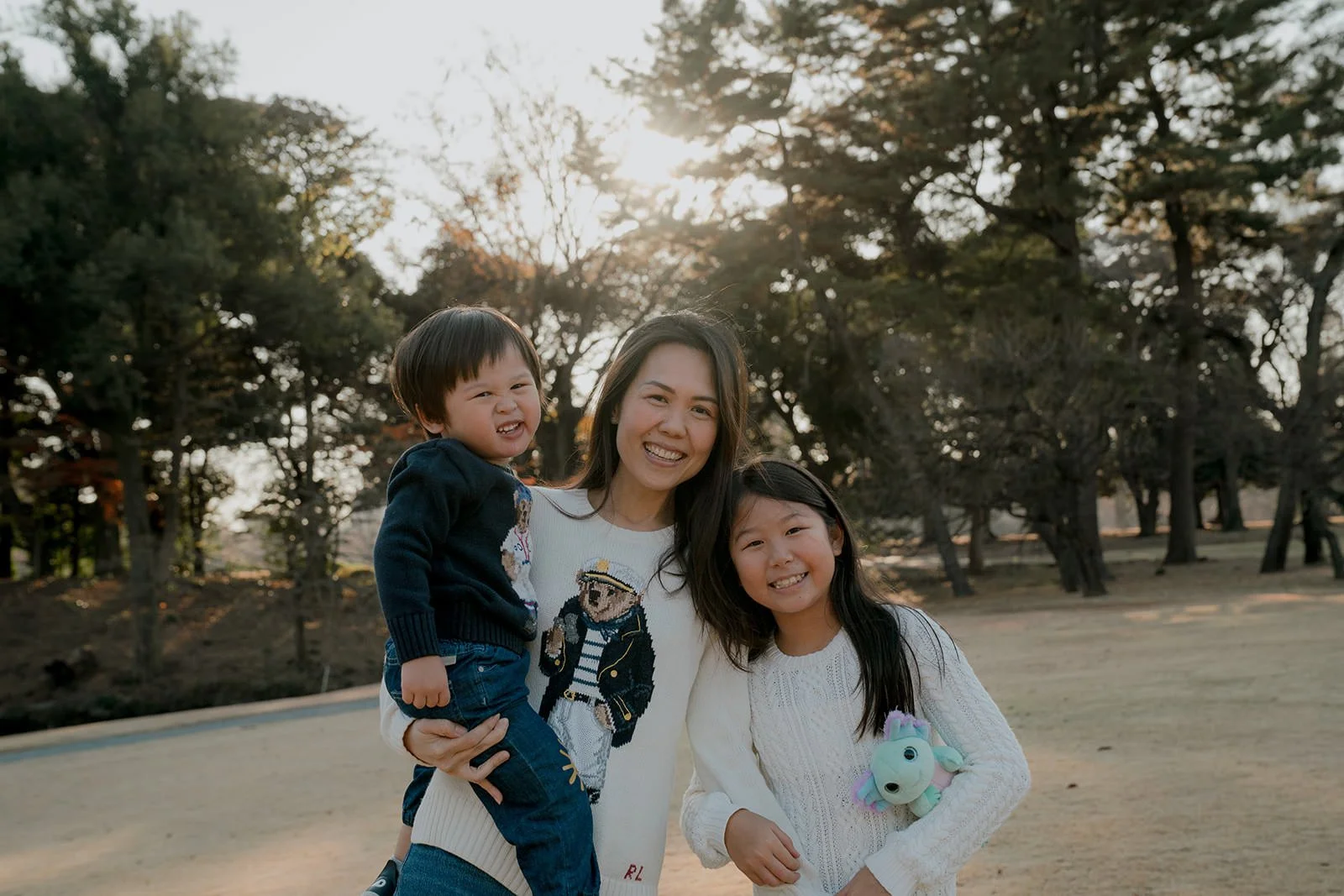 family photoshoot shinjuku gyoen sunset