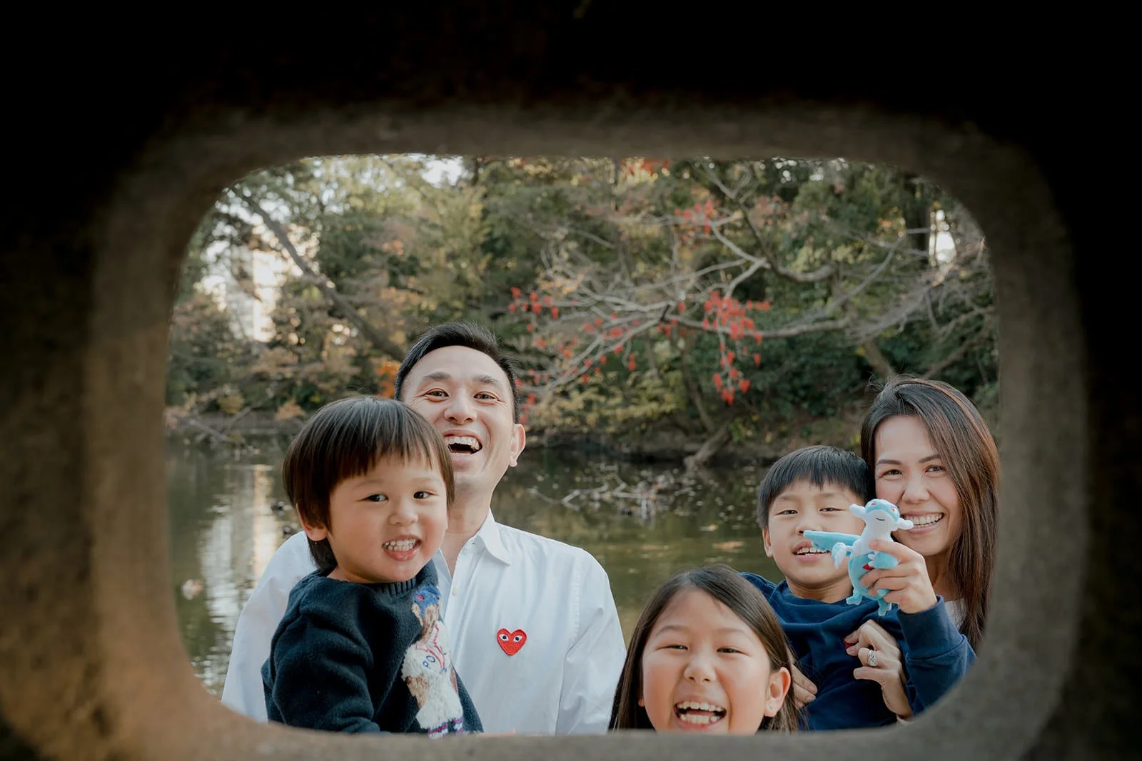 family photoshoot shinjuku gyoen sunset