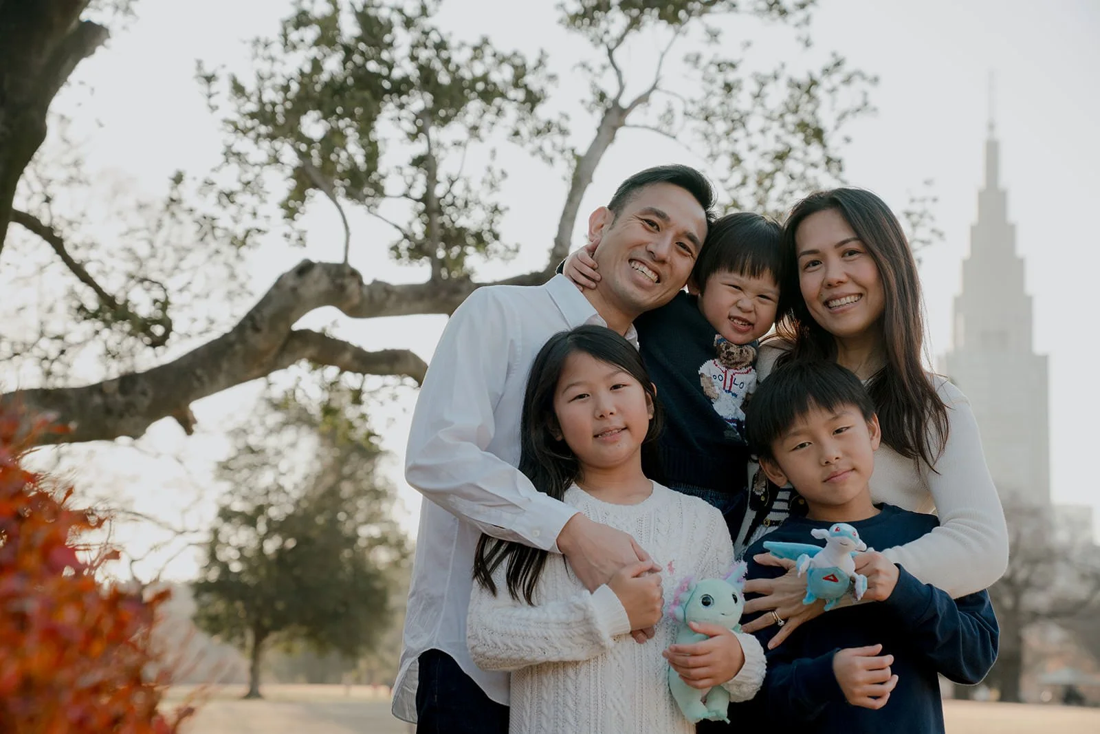 family photoshoot shinjuku gyoen sunset