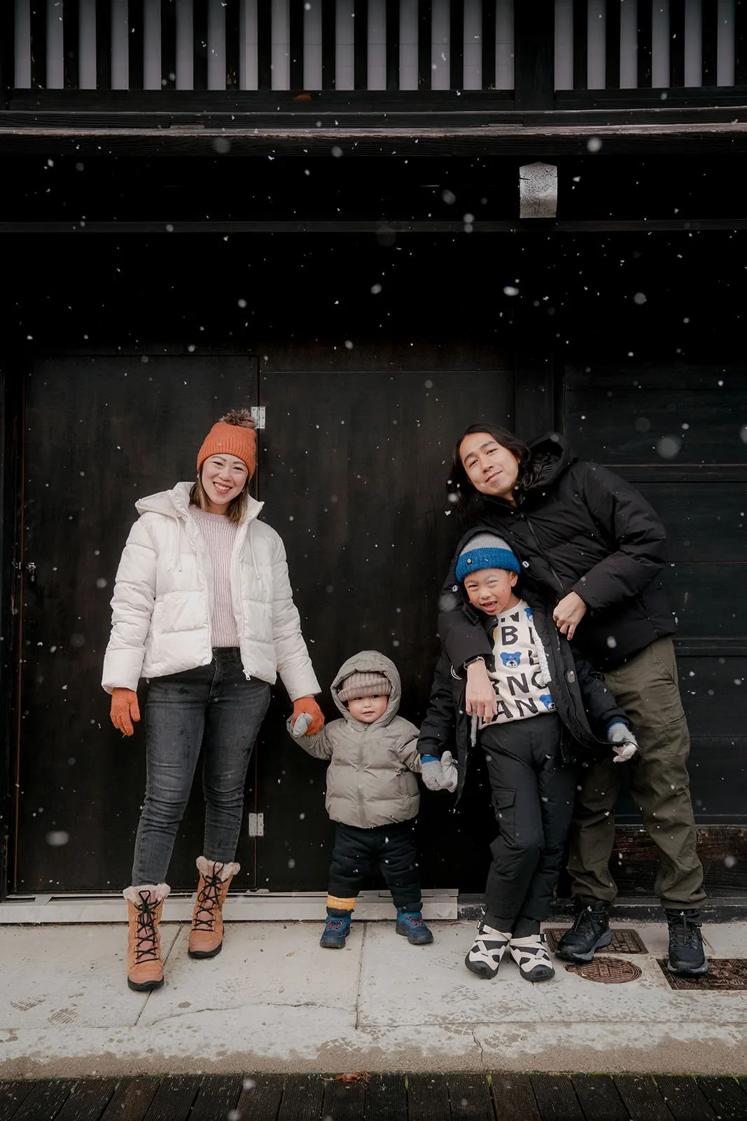 Family photoshoot Takayama snow