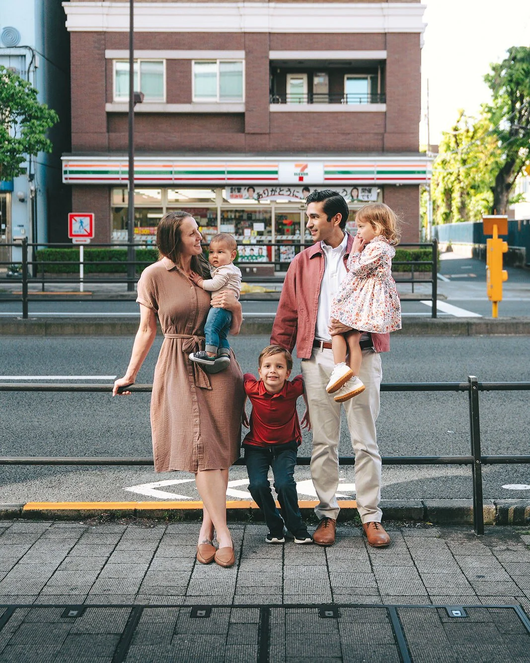family photoshoot tokyo neighborhood