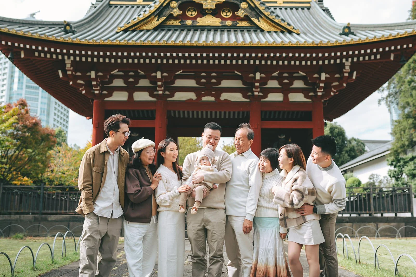family photoshoot tokyo tower