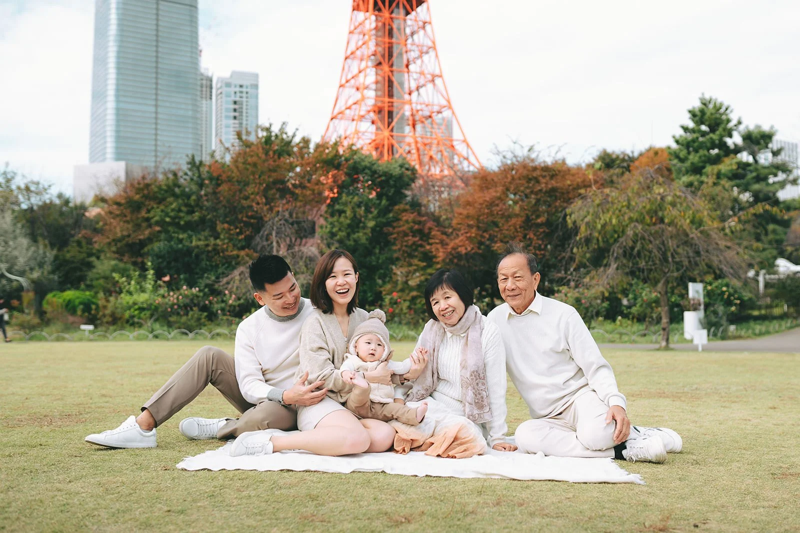 family photoshoot tokyo tower