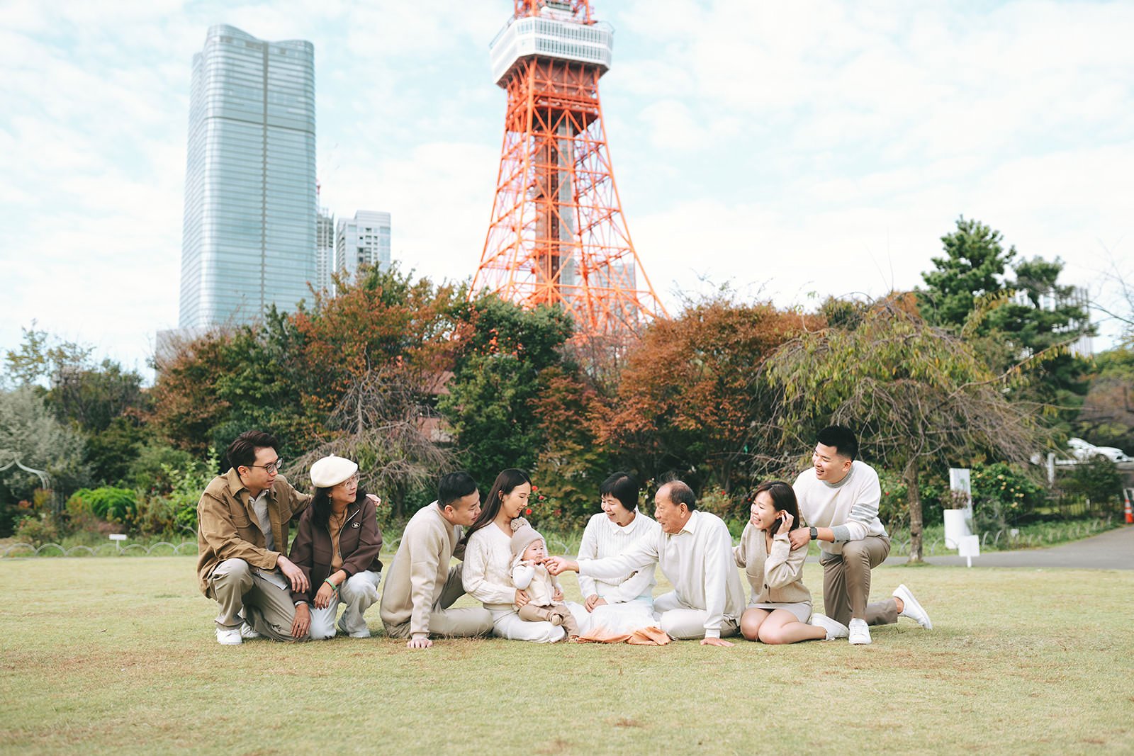 family photoshoot tokyo tower