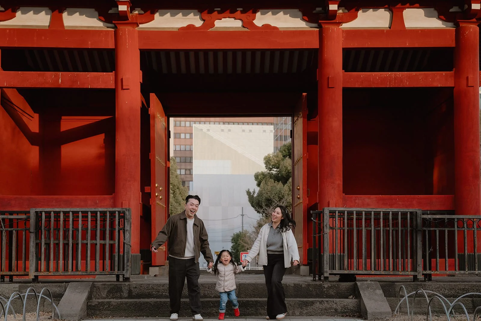 family photoshoot tokyo zojoji