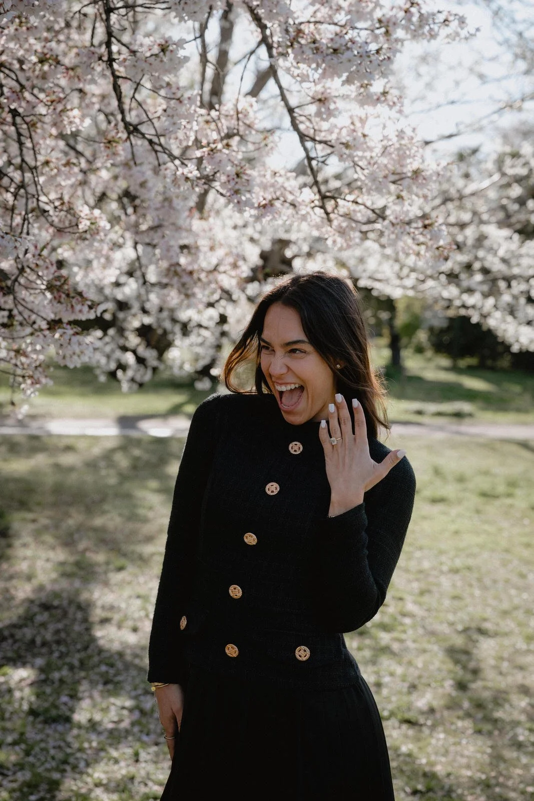 Cherry blossom proposal photoshoot Tokyo sunset, photo 18