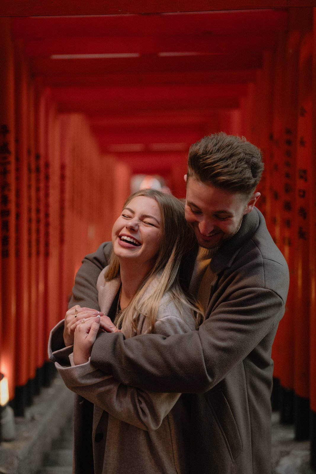 Proposal photoshoot at Hie Shrine torii gate Tokyo, photo 11
