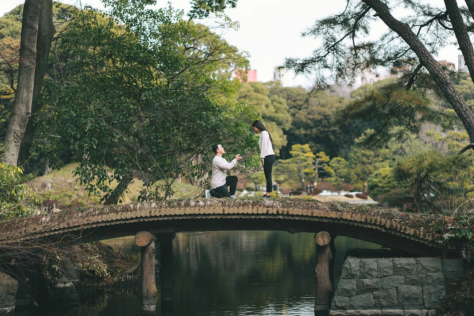 Proposal photoshoot Rikugien Garden winter snow Tokyo, photo 1