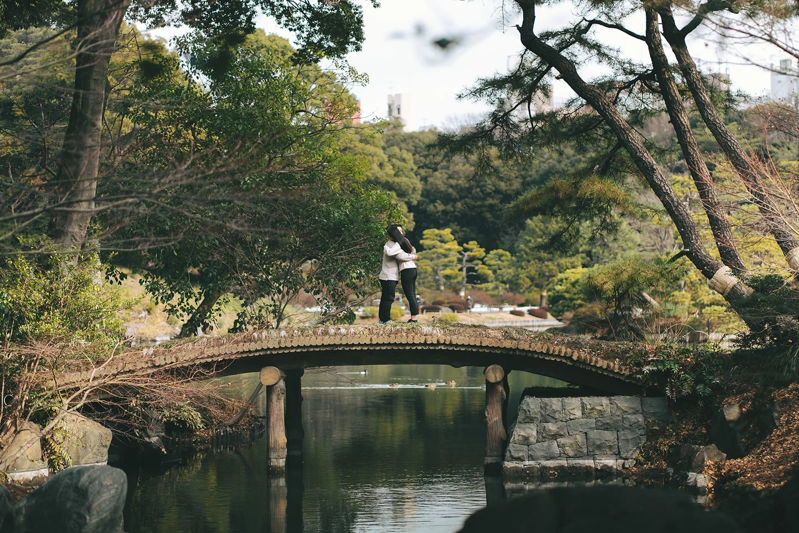 Proposal photoshoot Rikugien Garden winter snow Tokyo, photo 4