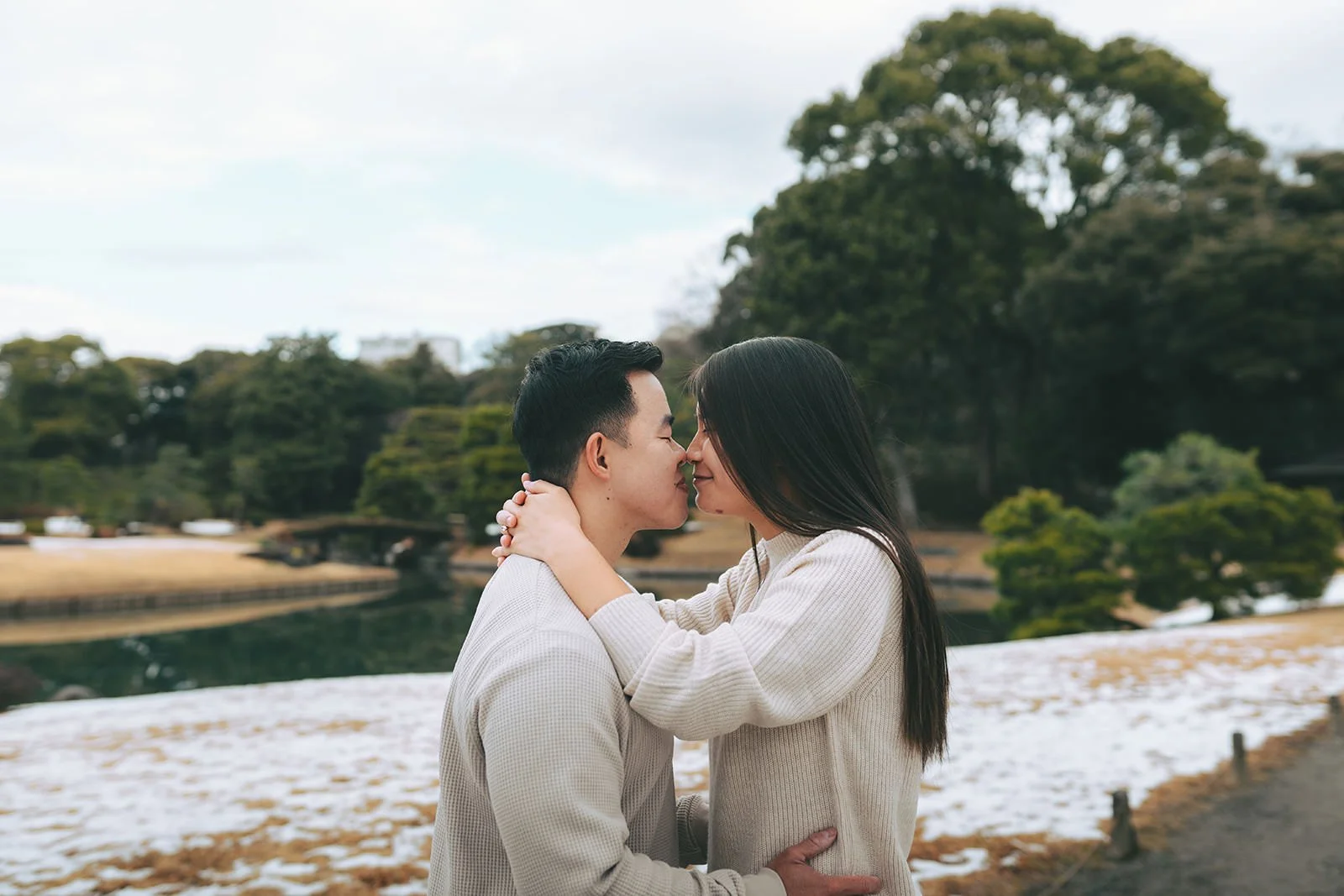 Proposal photoshoot Rikugien Garden winter snow Tokyo, photo 8
