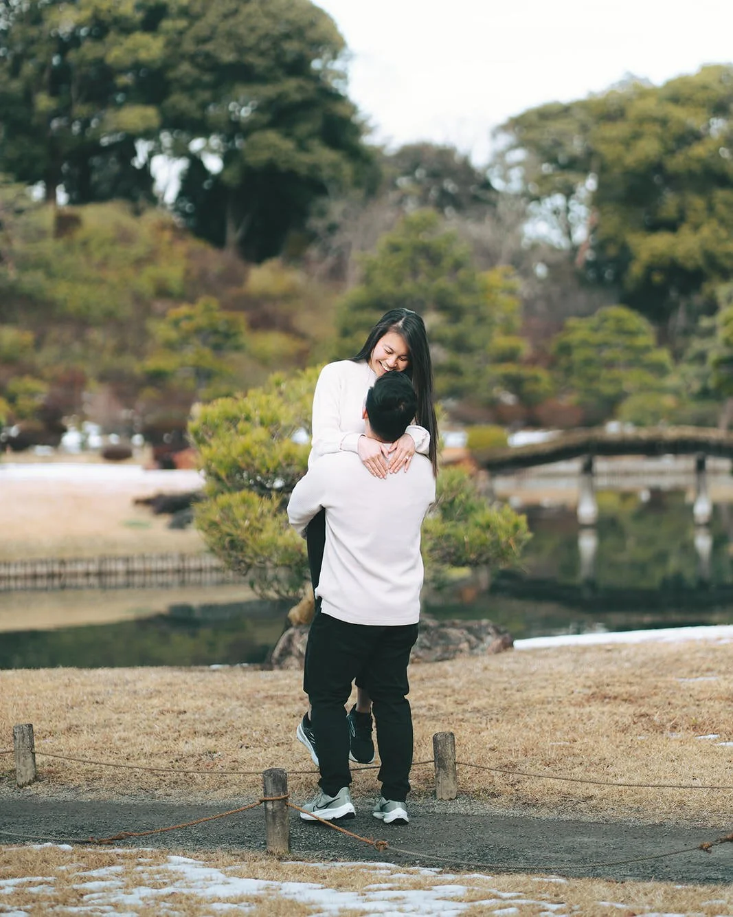 Proposal photoshoot Rikugien Garden winter snow Tokyo, photo 17