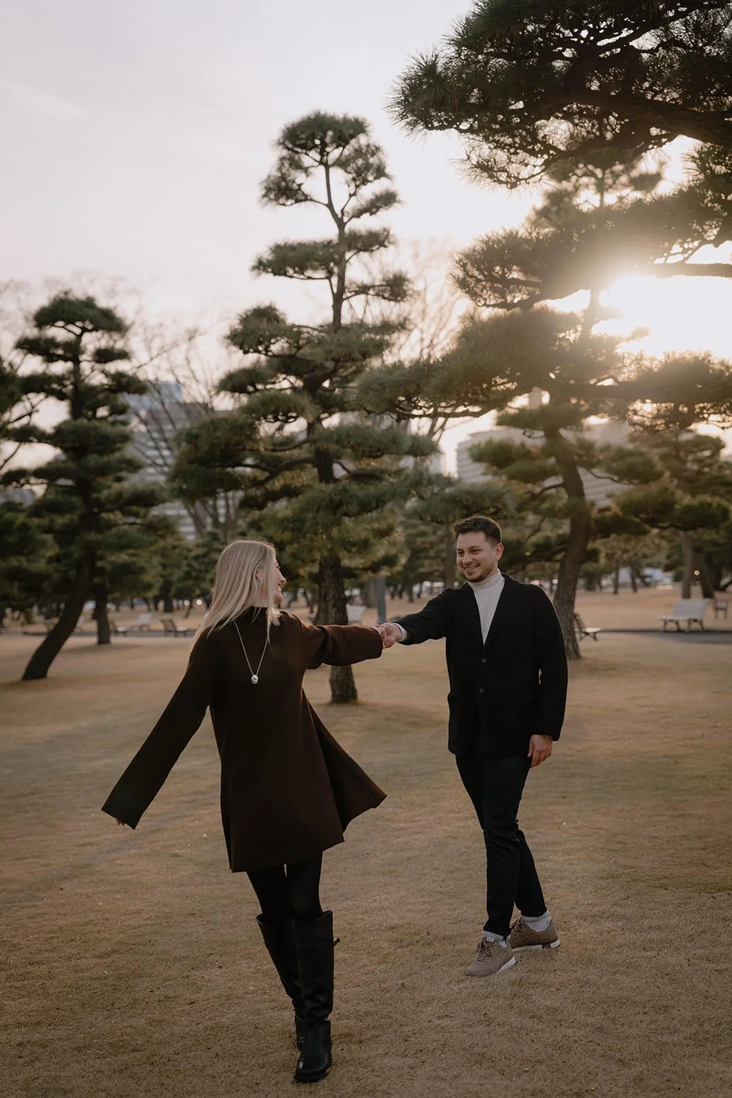 Proposal photoshoot Imperial Palace sunset Tokyo, photo 17