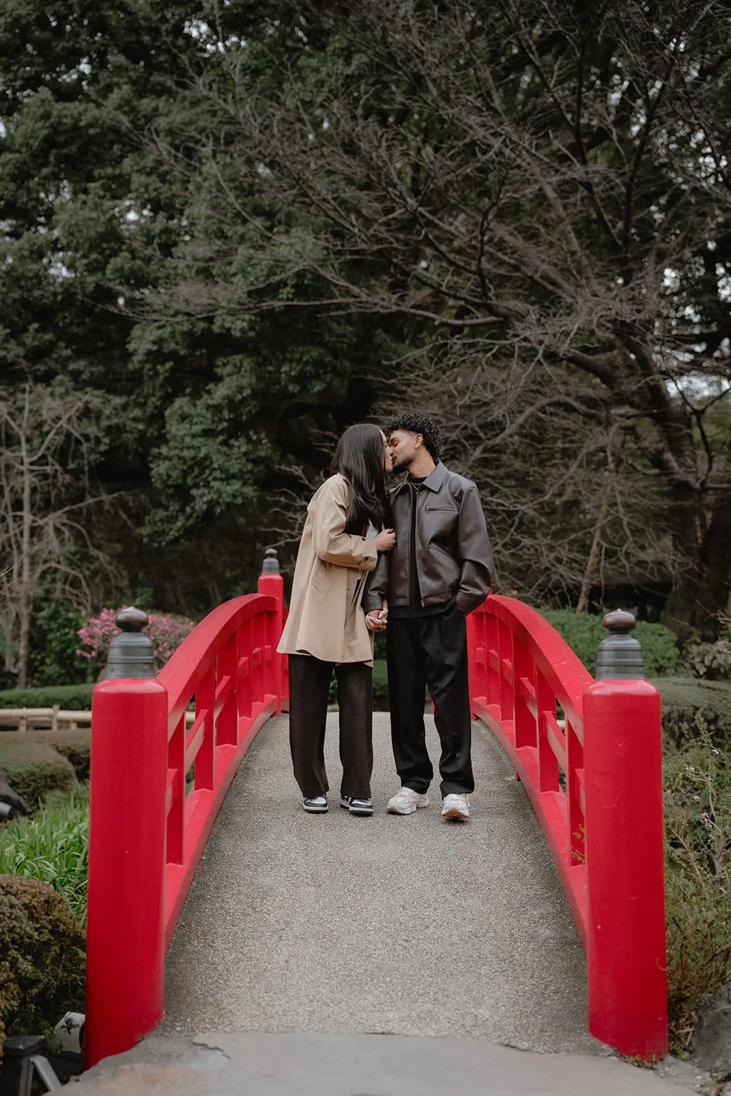 Proposal photoshoot New Otani Garden bridge Tokyo, photo 14
