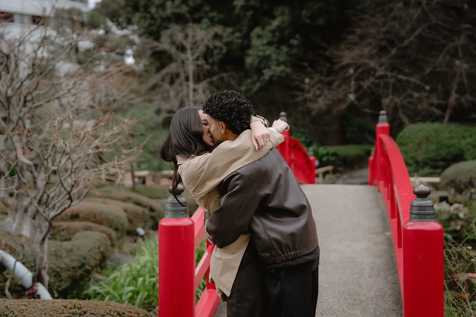 Proposal photoshoot New Otani Garden bridge Tokyo, photo 15
