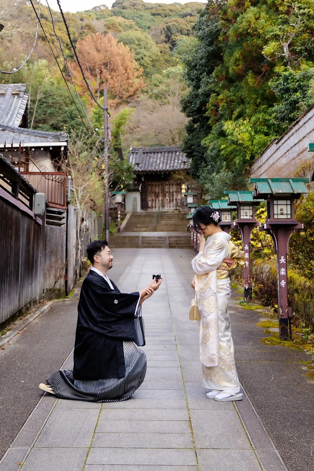 Kimono proposal photoshoot at Maruyama Koen, Kyoto