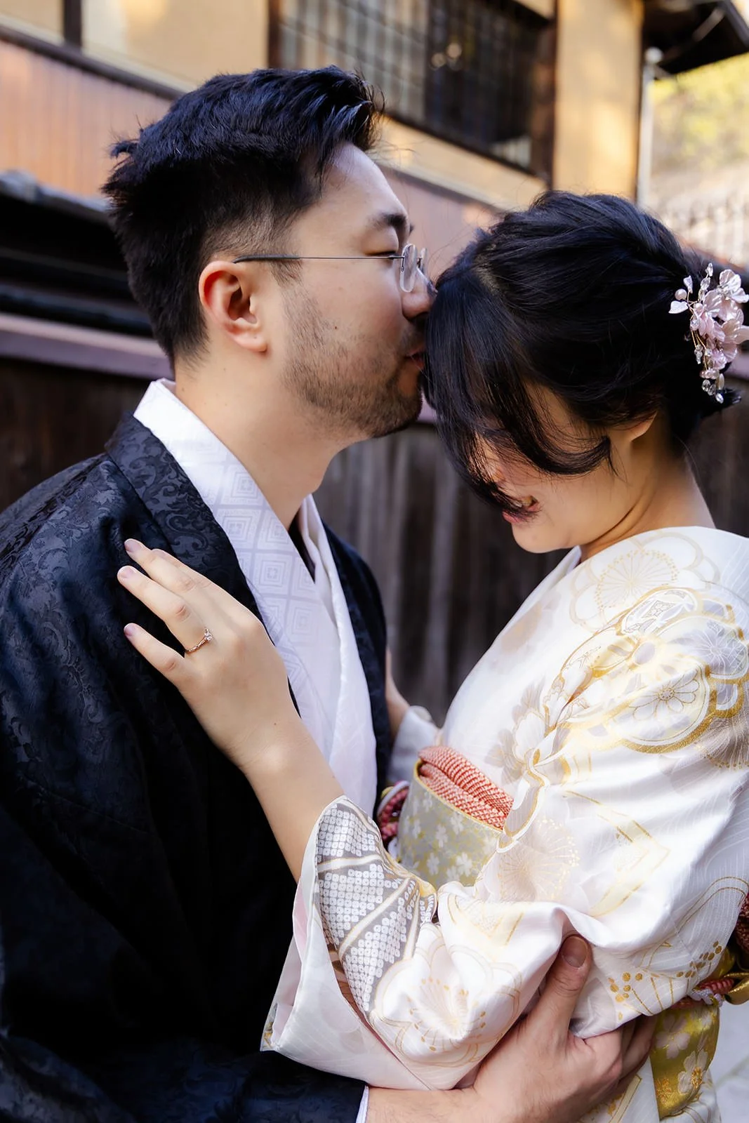 Kimono proposal photoshoot at Maruyama Koen, Kyoto