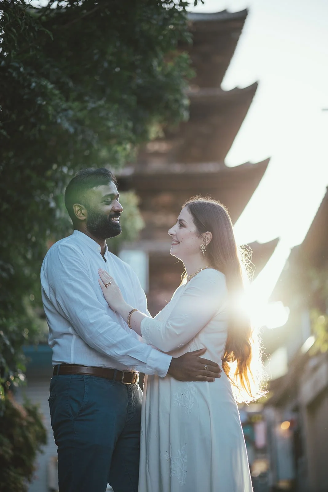 Proposal photoshoot at Yasaka Pagoda, Kyoto