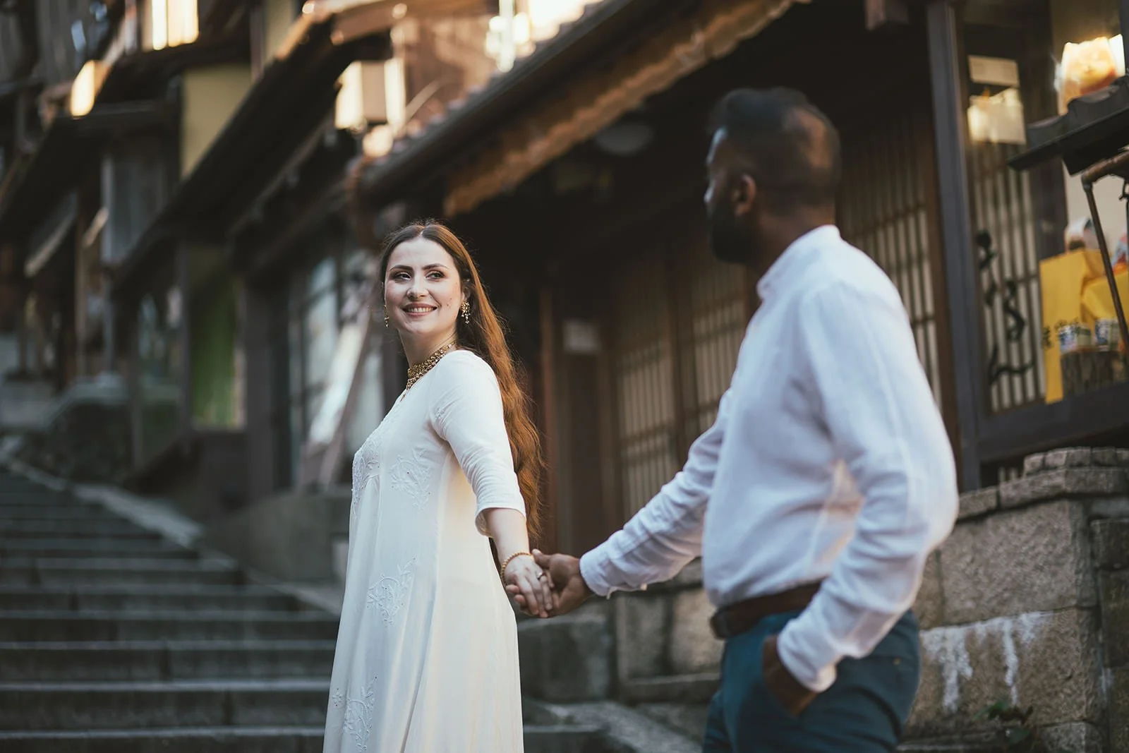 Proposal photoshoot at Yasaka Pagoda, Kyoto