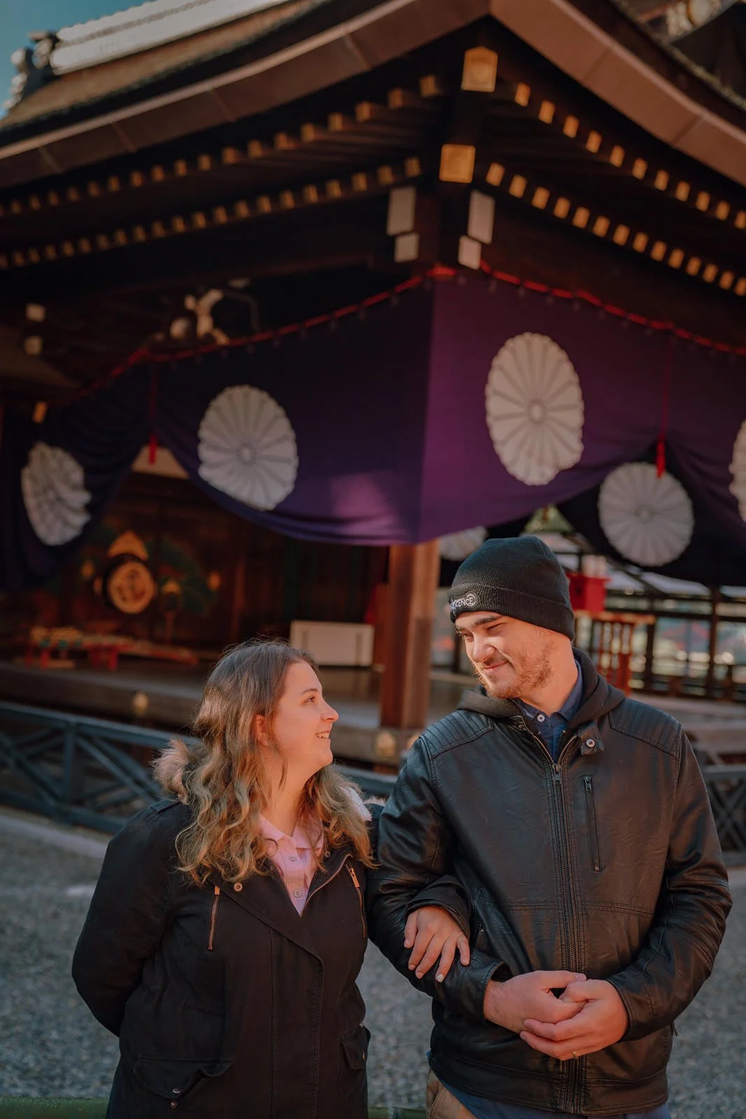 Proposal photoshoot at Fushimi Inari torii gates, Kyoto