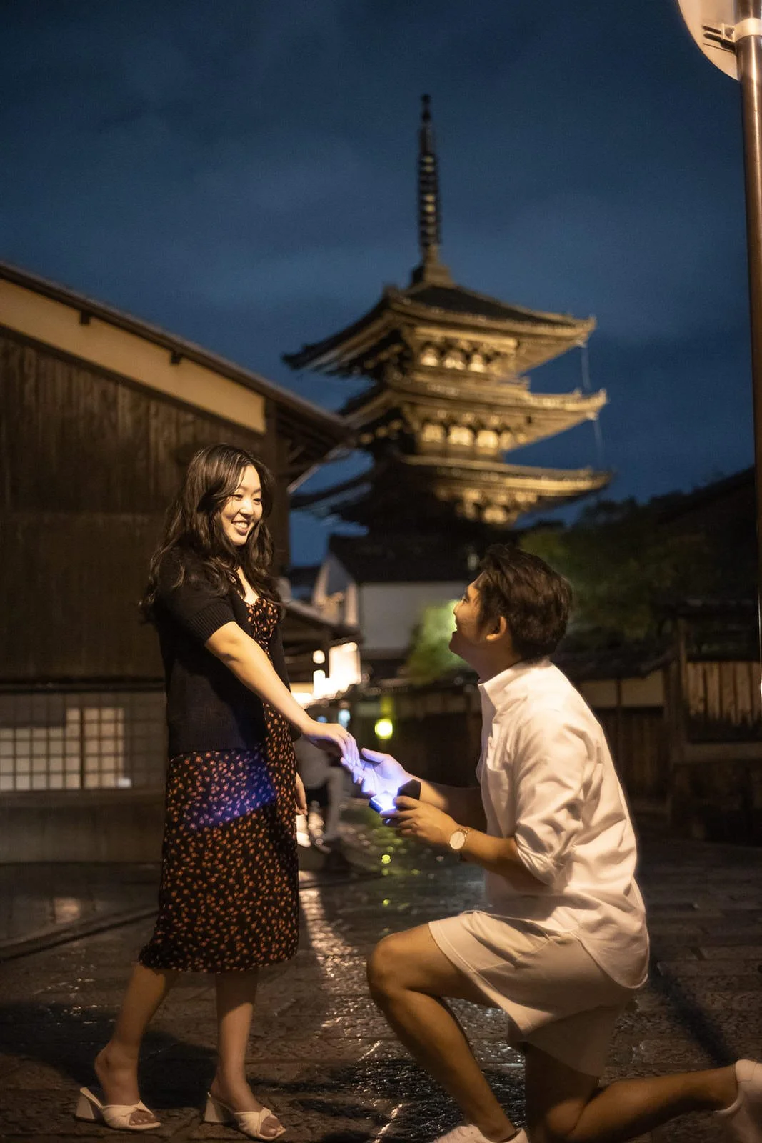 Proposal photoshoot at Yasaka Pagoda at night, Kyoto