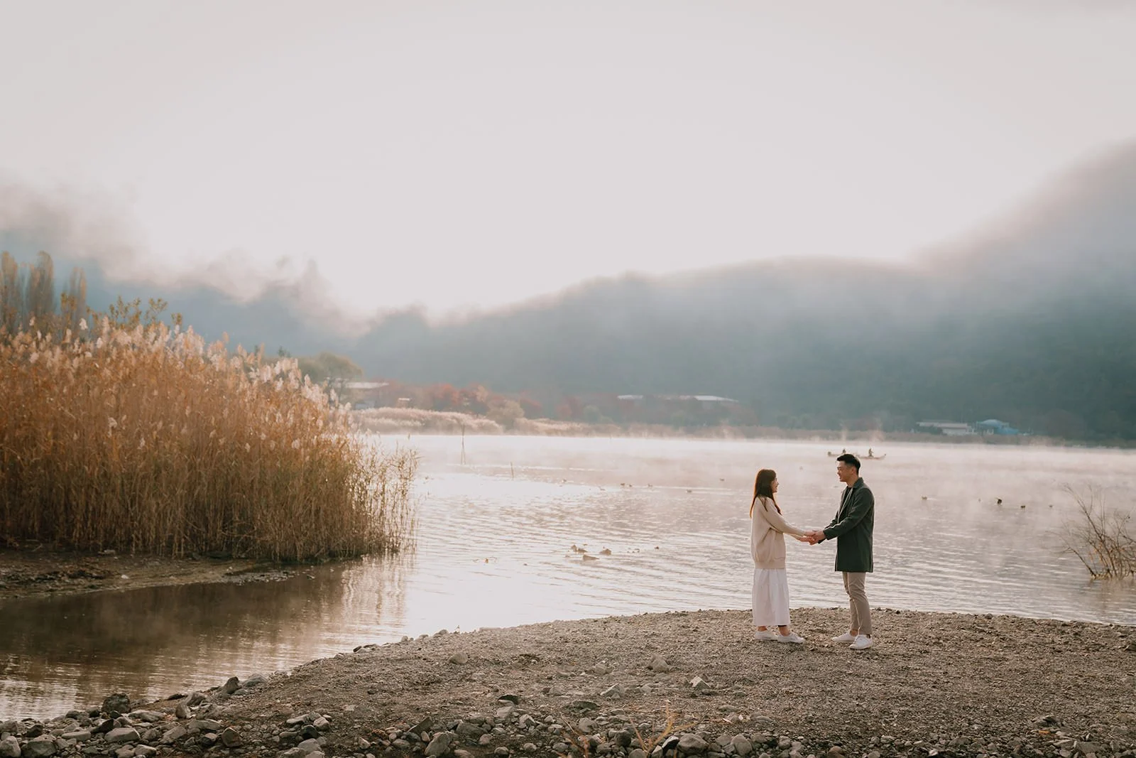 Proposal Kawaguchiko Fuji Lake Haze 14 — Lake Kawaguchiko / Lake Yamanaka, autumn morning