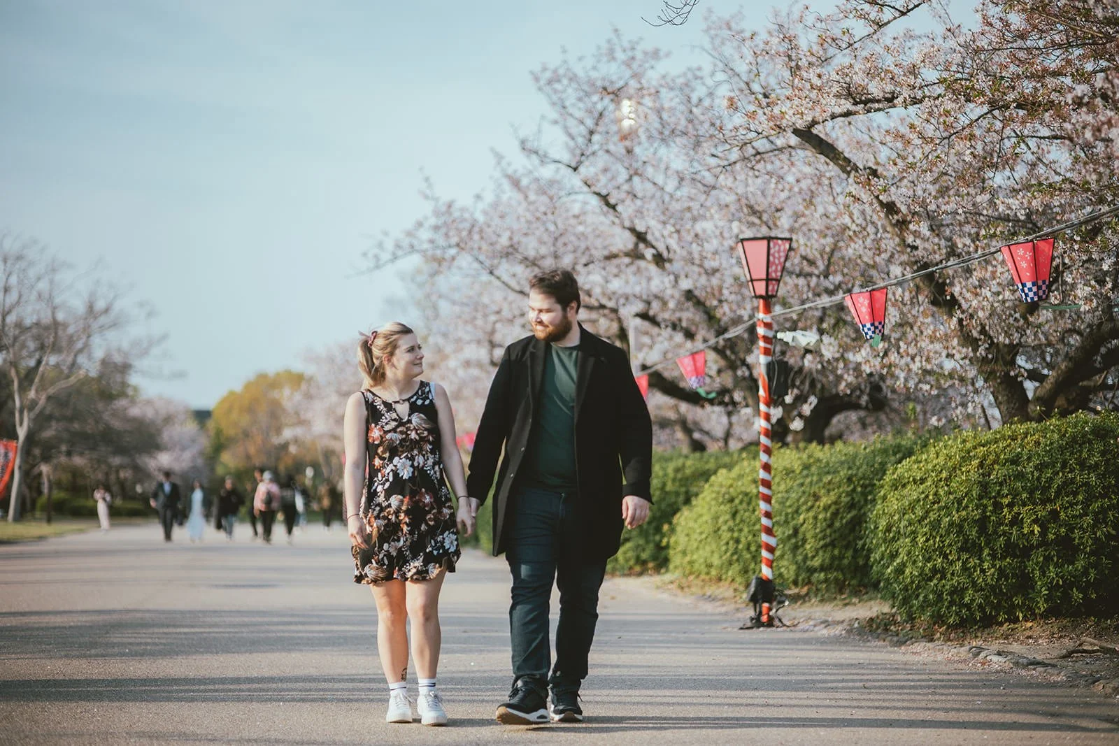 Cherry blossom proposal photoshoot at Osaka Castle 20 of 29
