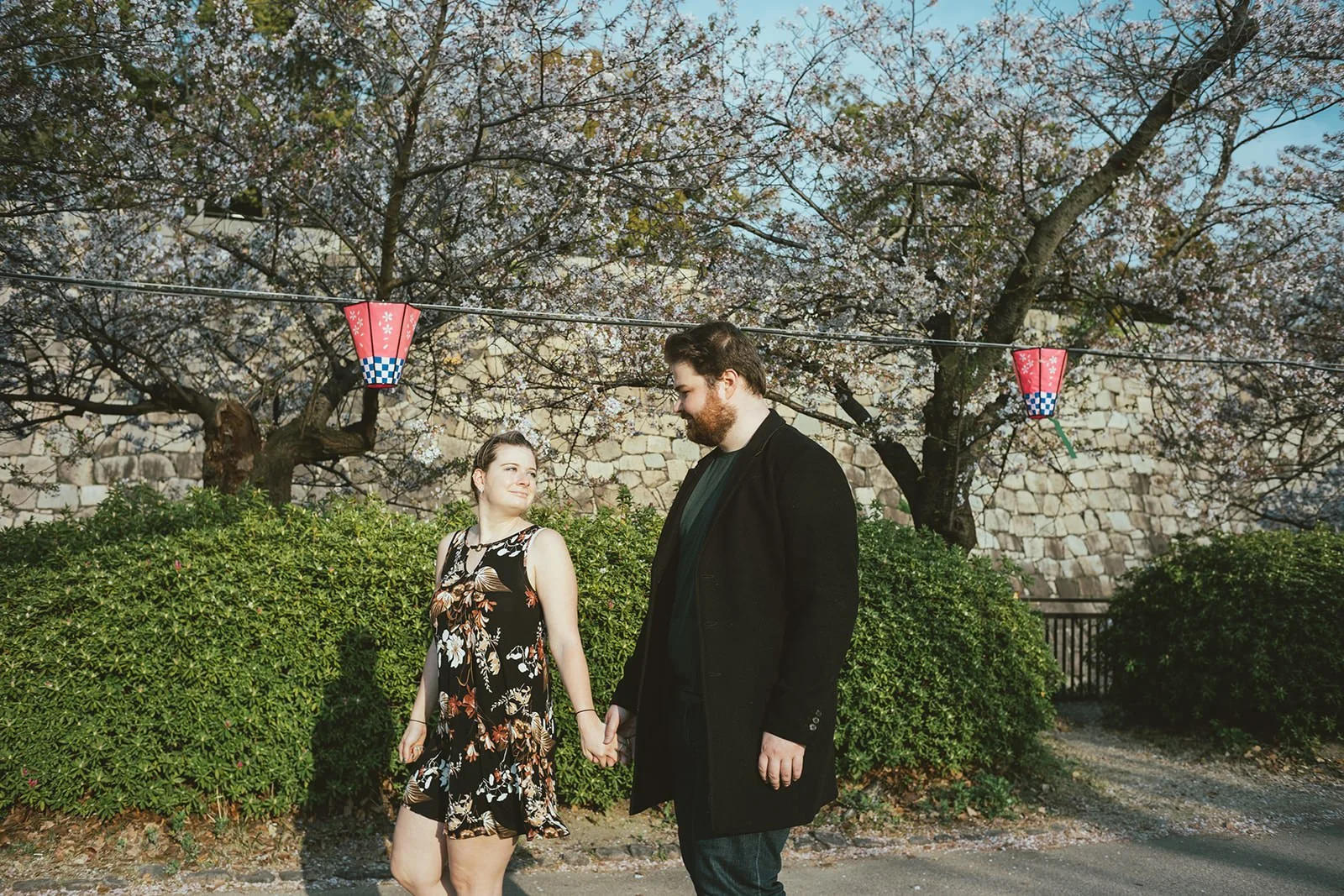 Cherry blossom proposal photoshoot at Osaka Castle 22 of 29