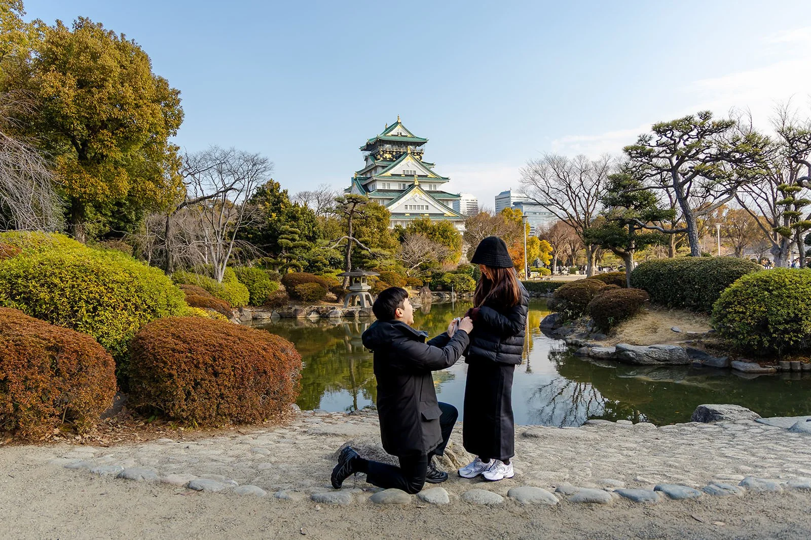 Winter proposal photoshoot at Osaka Castle 1 of 30