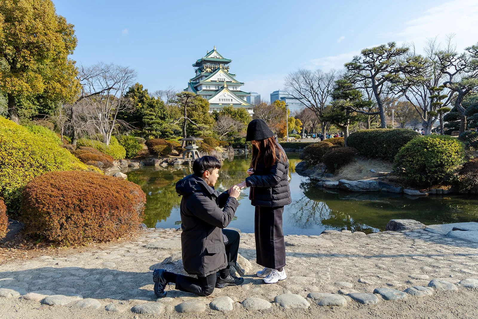 Winter proposal photoshoot at Osaka Castle