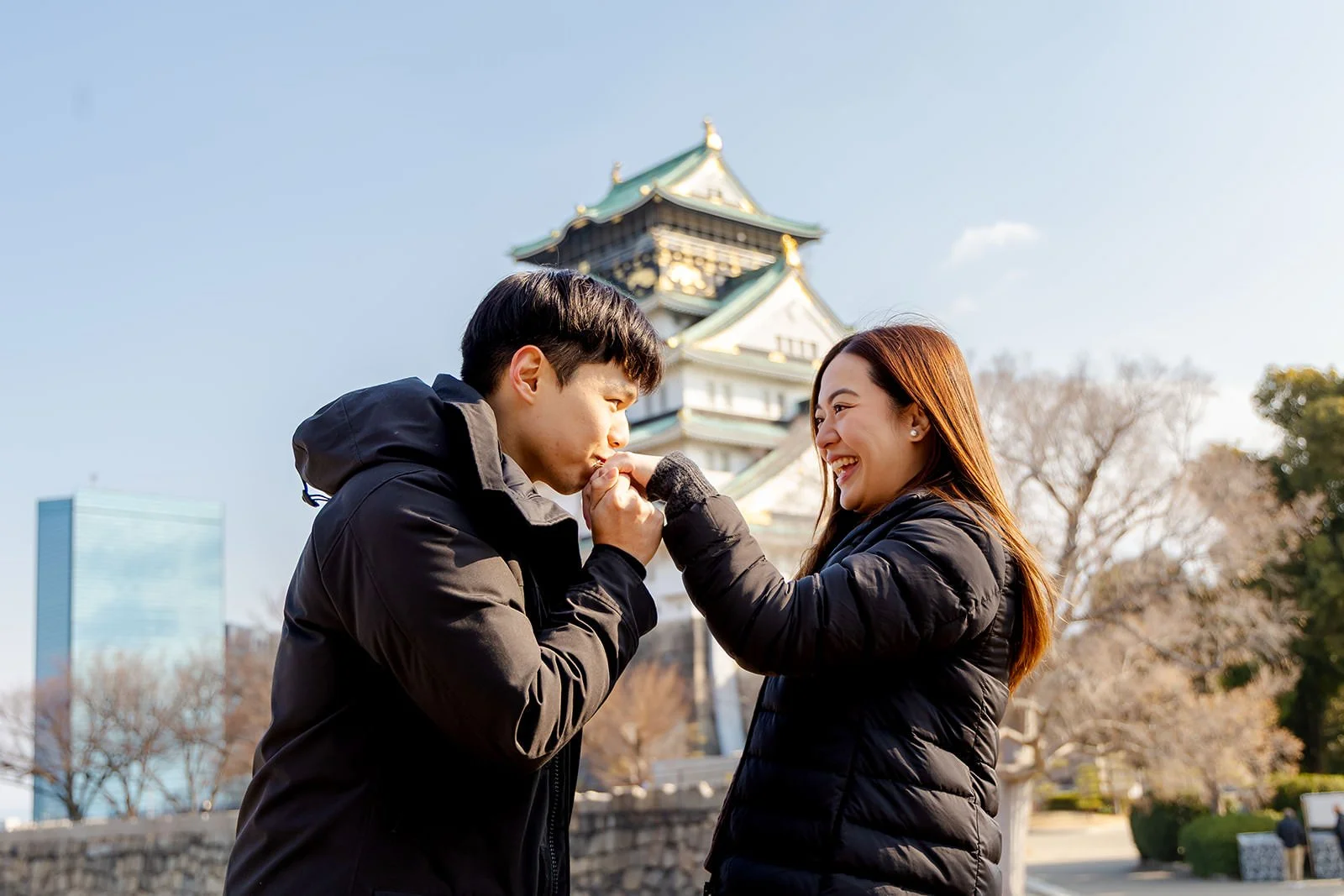 Winter proposal photoshoot at Osaka Castle 19 of 30