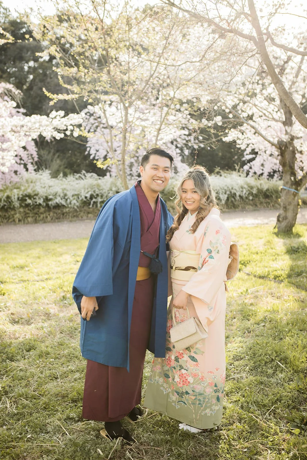 Kimono proposal photoshoot at Osaka Expo Park with cherry blossoms 8 of 27